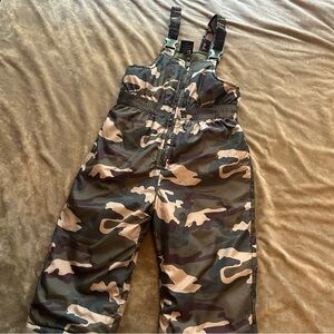Camo snowsuit